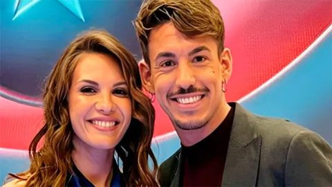 rafaglaf99's tweet image. ¿Vas a ver a Luitingo y Jessica Bueno (Jessingo) en #DeViernes?
RT- SI
MG- NO
#DeViernes29D #NaomiGanadora #GHVIPDBTFinal #GHVIPFinal #CrisPorta29D #GHVIP8 #GHVIP #GHDÚO