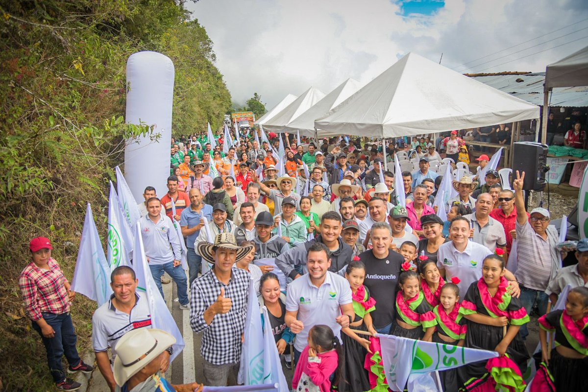 Santiago Sierra Latorre tweet media