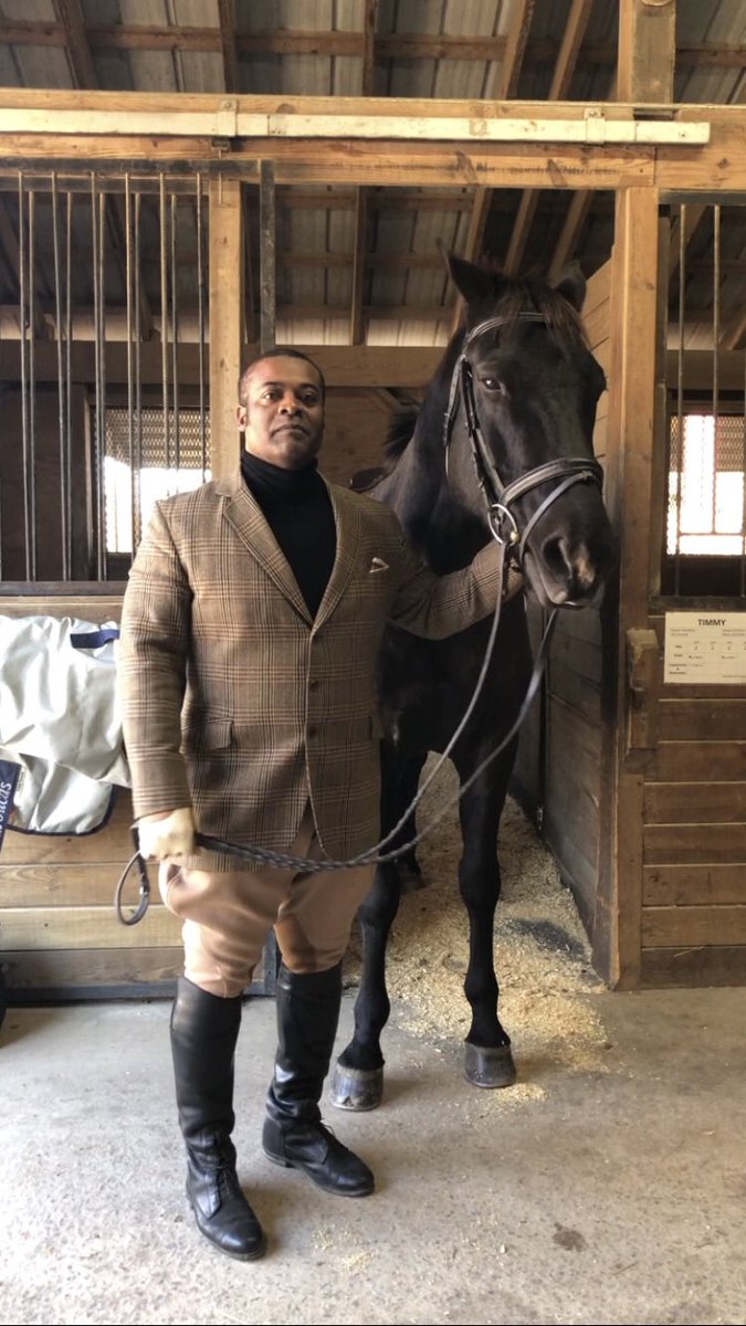 GeneMartyHunt's tweet image. It’s turtleneck and Tweed jacket season with Dmitri. Bonus points for knowing the history behind the two people in the second photo.  #hackingjacket #vintageclothing