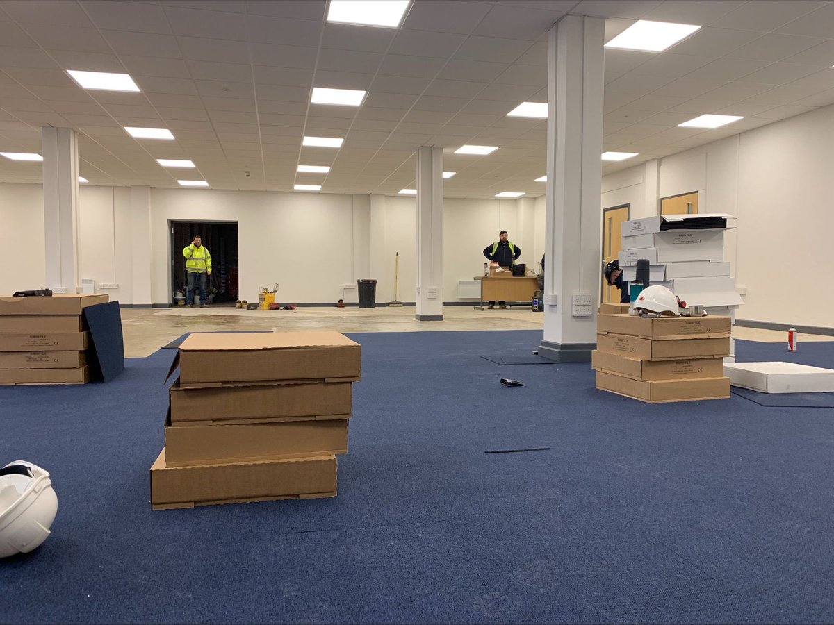 JJXLogistics's tweet image. We have Office Space available now to rent in the heart of the UK 🗂️

Big or small, long or short term at very competitive rates…

For more information please contact us at:
📥 mark.cleaton@jjxlogistics.co.uk
📞 07809 212 234

#startupbusiness #2024planning #securespace #parking