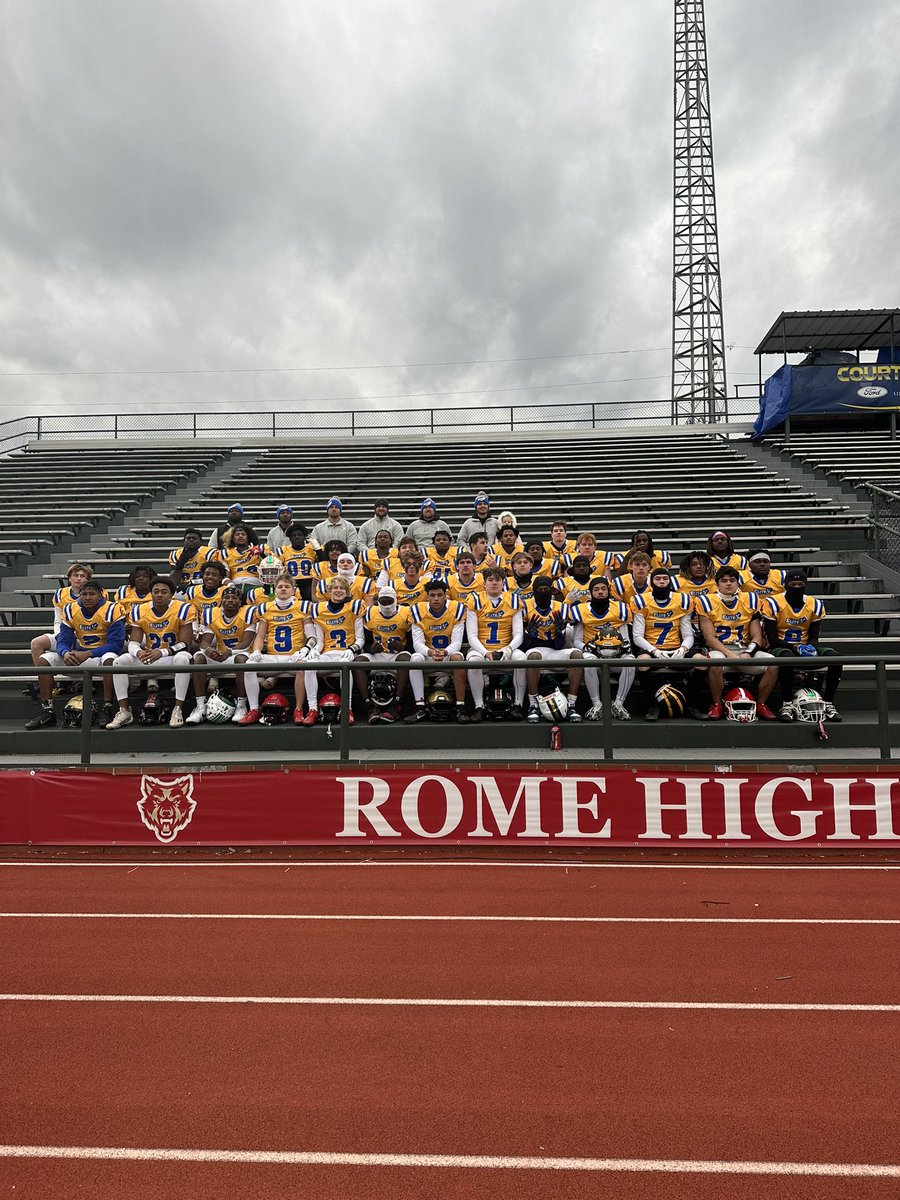 GAEliteClassic's tweet photo. Team Pictures from both 2024 Gold &amp; Blue Teams 👀

College Coaches get at these young men before the next signing day ✍️ https://t.co/gioJXe2ZNN