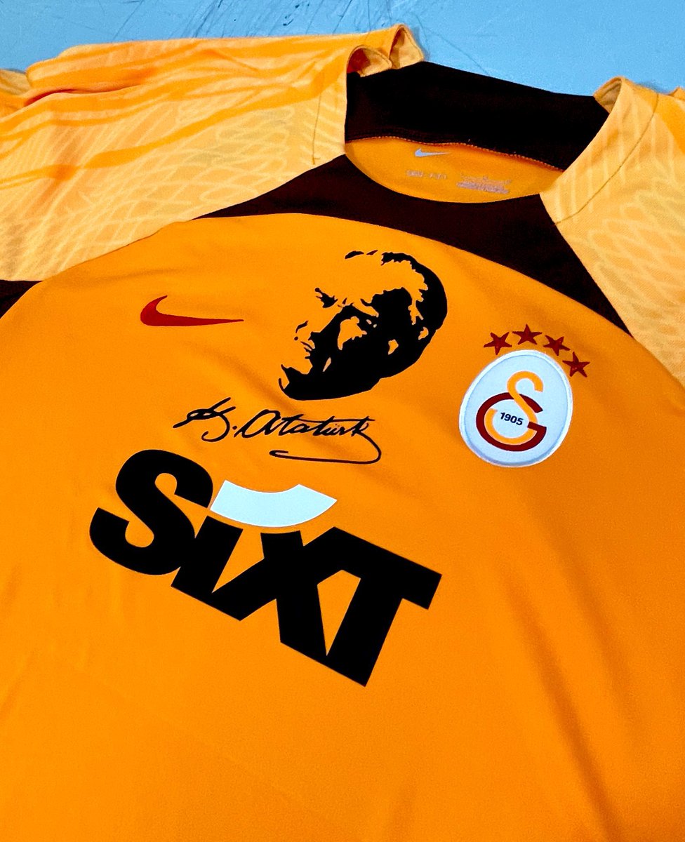 bilo6868's tweet photo. #Galatasaray https://t.co/qOFm7cypPr