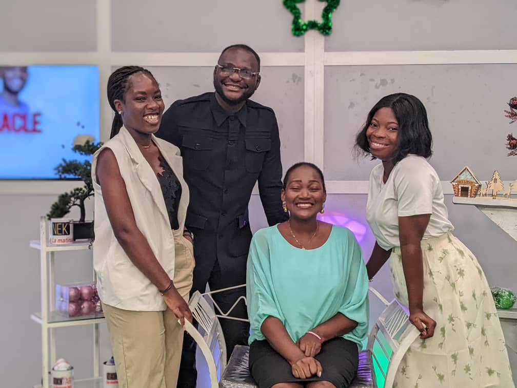 Clap de fin sur la troisième saison de l'émission matinale Nektar 228 tvt. 

Débutée en Février dernier, cette saison a été l'une des meilleures que j'ai passé depuis mon arrivée à la <a href="/TVTOfficiel/">Televison Togolaise</a>. 

Je saisis cette opportunité pour remercier Madame Aysha Levenson ...