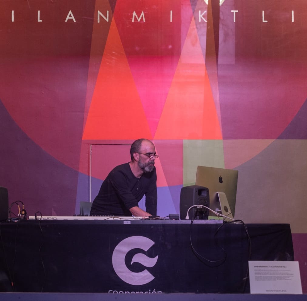 En el Centro Cultural de España lamentamos profundamente el fallecimiento del compositor, productor musical y artista Álvaro Ruiz Mayagoitia, pilar fundamental de la música electrónica y experimental en México, y querido amigo de este Centro.