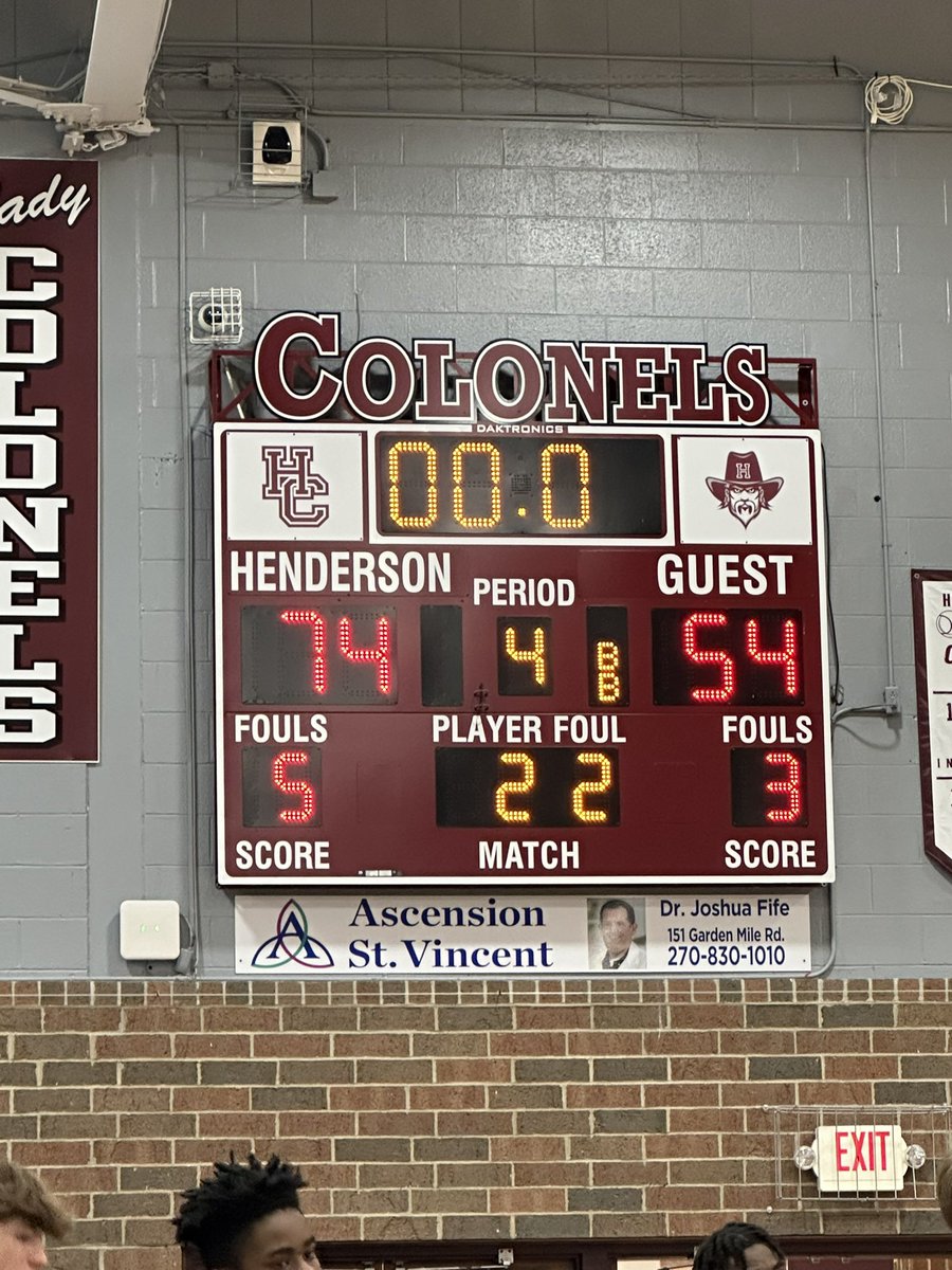 Final score of Day 2 Game 2

South Warren: 74
Griffin Rardin 14 pts
Bryce Button 13 pts
Drew Hudson 11 pts
Jace Jarvis 10 pts

Union County: 54
Daishawn Curry 14 pts
Cale Johnson 13 pts