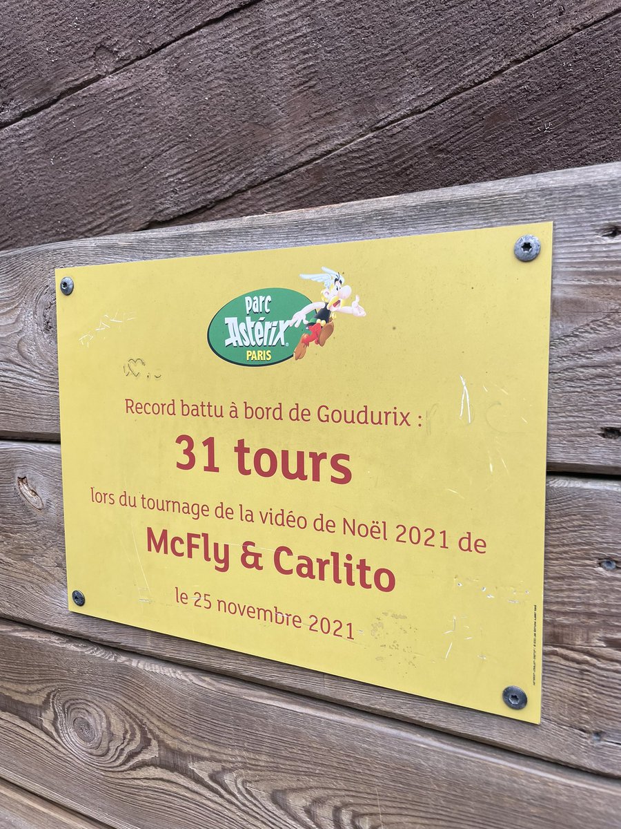 RapCloud_'s tweet photo. @Raphael_Carlier @levraimcfly Je vous ai suivi, je me suis permis de vous faire le 32ème tour, me remerciez pas je suis honoré 🥵🥵 https://t.co/xkpRrd8KHL