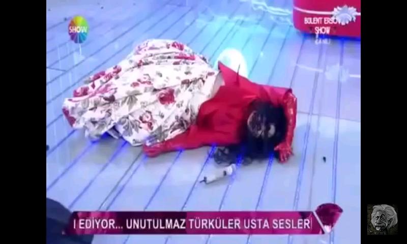 UtkuTuran1's tweet photo. #MehmetBüyükekşi fenalaştı!

#tffistifa #Ataturk https://t.co/Rvu3kxztnb
