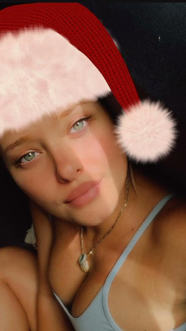 Still feeling Festive 🎄🎅 https://t.co/aJnJNHYAME<a href="/tag/madebyme"class="tags"><span>#madebyme</span></a>