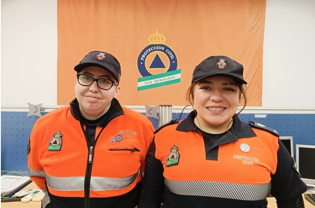 Dos de nuestras compañeras más veteranas han sido entrevistadas por un periódico local sobre la labor de los voluntarios de Protección Civil y han contado algunas de las vivencias que han tenido durante sus años como voluntarias
doshermanasdiariodigital.com/2023/12/noelia…
