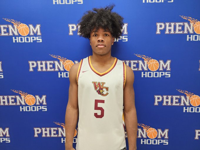 2026 Elijah Littlejohn (West Charlotte) just has a knack on getting his hands on the ball. Does the dirty work for his team, as the football prospect produces on the court also. Football offers: GT, Wake Forest, Tennessee, Virginia Tech, Michigan #PhenomNewYearsBash