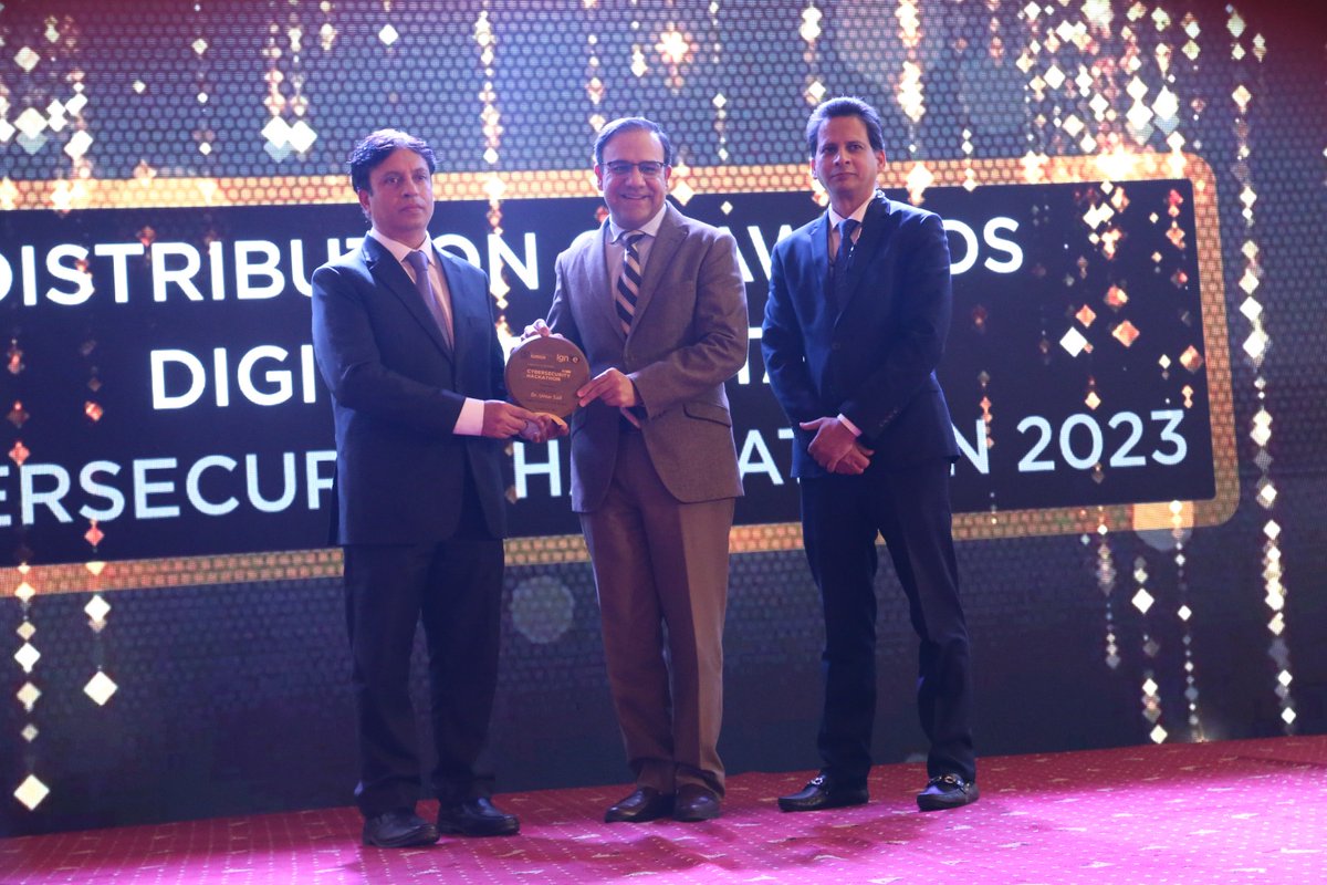 IgniteNTF's tweet image. (a)🏆Honoring #TeamIgnite! #CybersecurityHackathon2023 #AwardsCeremony! Chief Guest, Dr. Umar Saif, Federal Minister IT &amp;amp; Telecom, Syed Junaid Imam, Member IT, MOITT, and CEO Ignite, Asim Shahryar, honored the team&apos;s excellence. #CEOIgnite received appreciation and an Award.👏