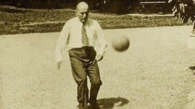 Atatürk'ten taviz veren,
Şerefinden taviz verir!

#süperkupa
#GSvsFB