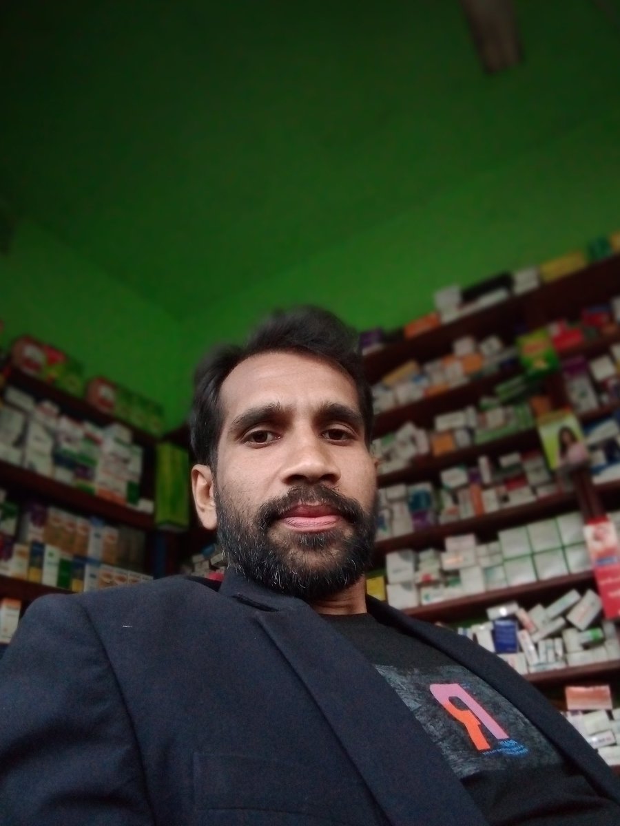 prasenjitBi's tweet photo. I need female friend https://t.co/1Bvkbh9rfc