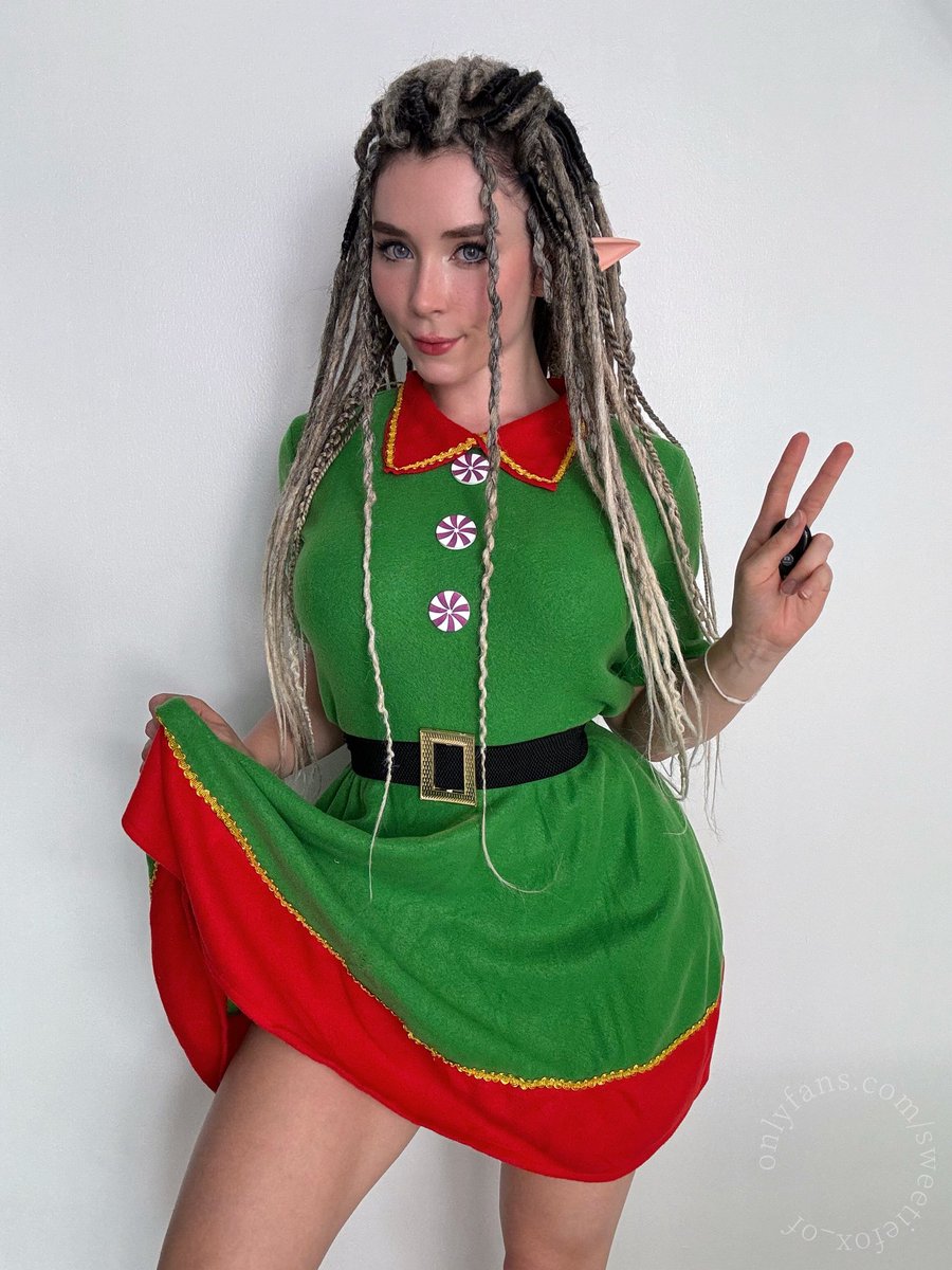 Who’s up for some mischief under the mistletoe? 😏🎄