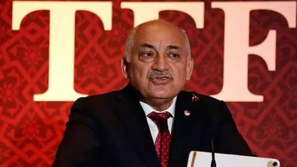 Koskoca dünyanın en ateşli derbilerinden biri olan maçı ne hale getirdiniz, stat bomboş. 

Bi seyir zevkimiz vardı içine ettiğiniz için haram zıkkım olsun yazıklar olsun. 

Yeter artık defolup gidin bırakın bu işi yav. <a href="/TFF_Org/">TFF</a> 

#GSvFB