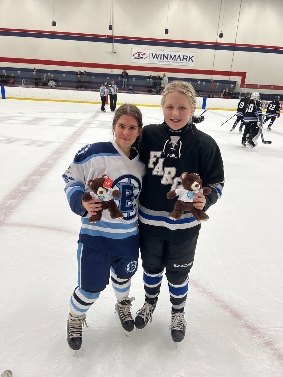 YouthHockeyHub's tweet photo. Danglefest 2023
Level 15UA 

Fargo > Blaine  (8-1)

Players of the Game

Fargo’s Ava Klein (2G/3A)
Blaine’s Ella Bucksa (1G) https://t.co/JDymzdYLP7