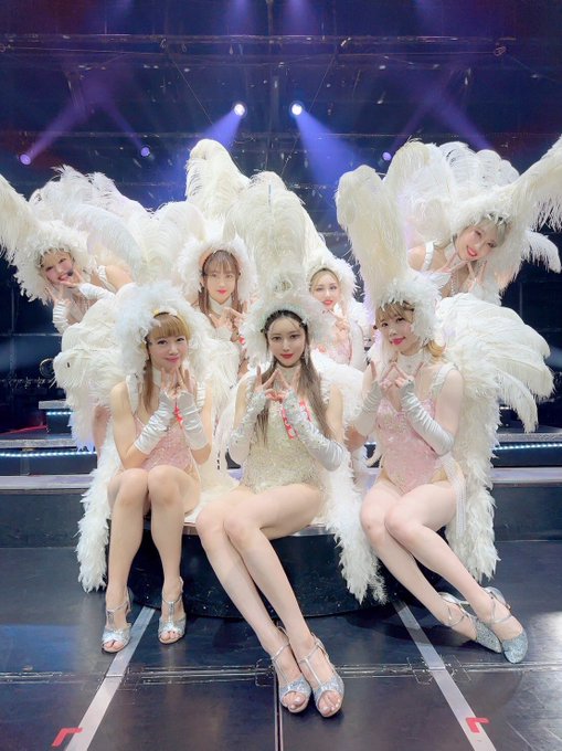浅草ロック座、昨日はダブル大入り、今日はトリプル大入り、ありがとうございました。 差し入れ、お心付けも嬉しいです☺️ピヨに新しいお洋服もありがとう😆 明日は真白姐さんストリップ人生最後の日、皆さま是非お待ちしていますね。<a href="/tag/%E7%AB%8B%E8%91%B5"class="tags"><span>#立葵</span></a>