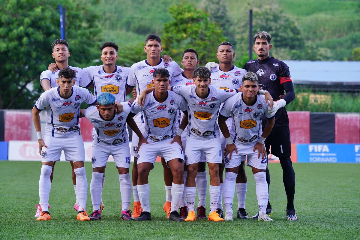El presidente de <a href="/Veraguas_United/">Veraguas United FC</a>, Pompilio Alexander Campos, me confirmó vía telefónica, que el club Veraguas United FC estará en primera división de fútbol de Panamá, la LPF, en la temporada 2024.

Mas información a las 2:00 p.m. en vivo por <a href="/OriginalStereo/">Original Stereo 🇵🇦 📻📡</a> en <a href="/centraldeporte_/">Central Deportes 🇵🇦</a>