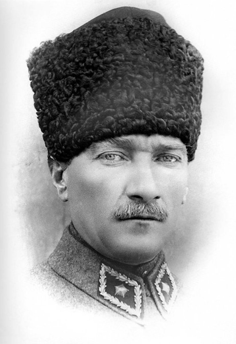 AvEceGuner's tweet photo. Maç iptal olmuş! 

Ali Koç ve Dursun Özbek’i, Fenerbahçe ve Galatasaray’ı tebrik ediyorum! 👏👏

Türkiye Cumhuriyetine, değerlerimize ve Mustafa Kemal Atatürk’ümüze sahip çıktılar! 

Hep birlikte sahip çıktık. Birlik beraberlik içinde. https://t.co/5TwtpKoJ2n