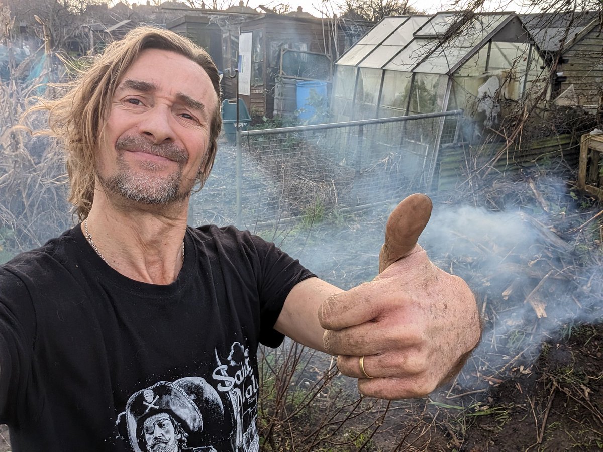 Kevin Wallace tweet media