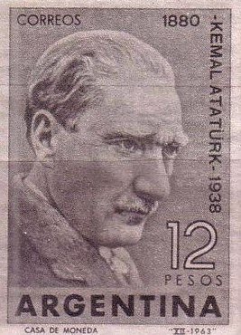akademiktarihtr's tweet photo. 1963 yılında Arjantin'de kullanılan Atatürk temalı posta pulu. https://t.co/nS8sEyf9AT