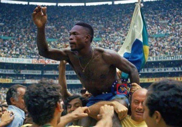 BackstretFC's tweet photo. @ClubNecaxa Llego O'Rei Cambindo a Aguascalientes ⚡️⚡️⚡️ Se viene la versión del TIN DELGADO 2.0 ⚪️🔴 https://t.co/sSmsEydcsO