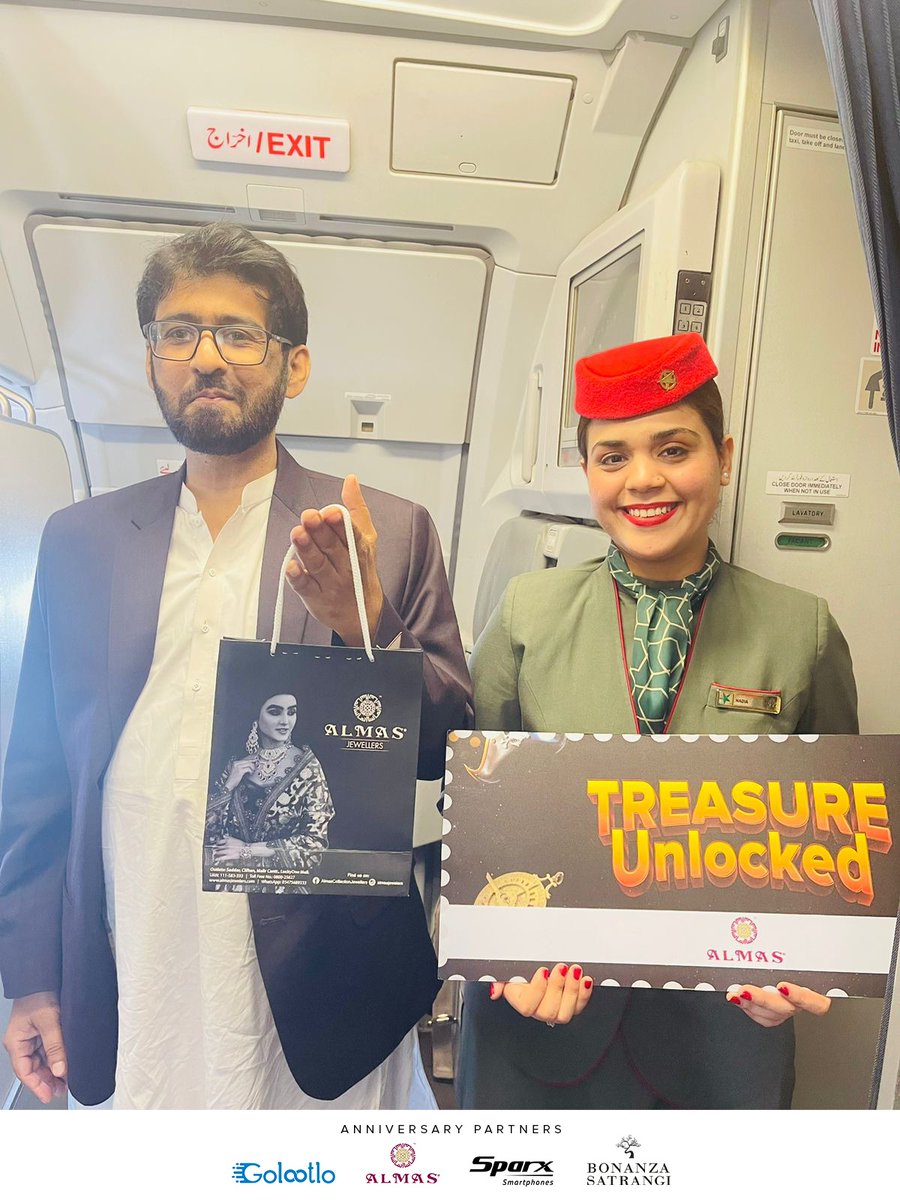 airsial's tweet photo. Glimpse from Day 3 of our 'Treasure Hunt' Campaign onboard selected flights as we celebrated #3YearsofHospitality
Proud Anniversary Partners - Golootlo Almas Collection Jewelers Sparx Bonanza Satrangi
#AirSial - The Pride of #Pakistan #PakistansMostHospitableAirline https://t.co/4Kvk490yzL
