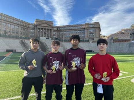 Noah Friesen (@_noah_friesen15) on Twitter photo #HardWorkPaysOff Thank you, to the <a href="/VelizAcademy/">Veliz Passing Academy</a> coaches for the award. Best camp in the 915.
#CougarNation #Franklin #HardWorkPaysOff Thank you, to the <a href="/VelizAcademy/">Veliz Passing Academy</a> coaches for the award. Best camp in the 915.
#CougarNation #Franklin