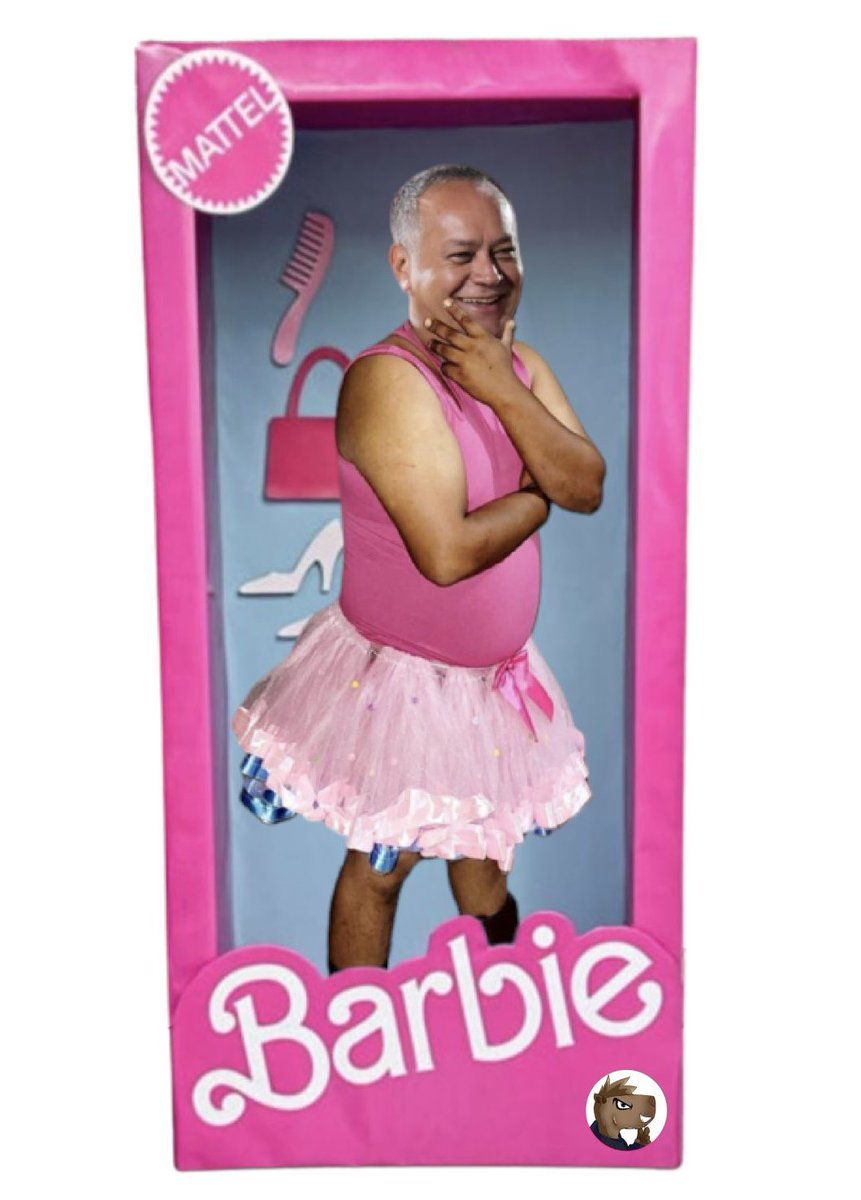 ChiguieTripolar's tweet image. El juguete mas buscado en estas Navidades, la Barbie Socialista. Viene con todo lo robado, carros, yates, aviones, mansiones…