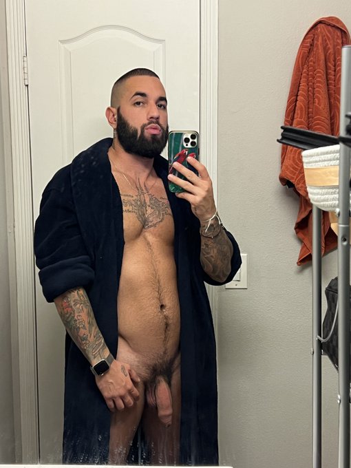 Did you miss me https://t.co/9xmEyJOGlX