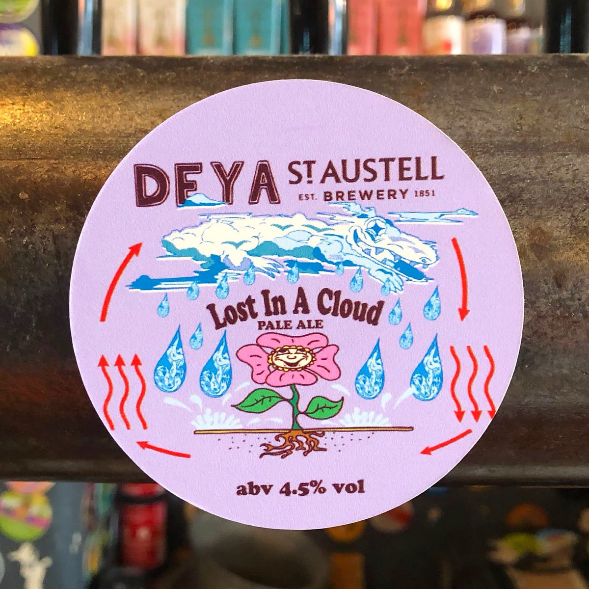 FRESHLY TAPPED #DEYA ~ ‘Lost In A Cloud’ Pale x @StAustellBrew Collab w/ juicy Citra + Strata and St Austell’s own yeast strain = DELICIOUS 🤤🍺 #CraftAndCourage THE PLACE FOR #CraftBeer AND #CraftGin #CrystalPalace #WestowHill #beers #ShopLocal #SE19