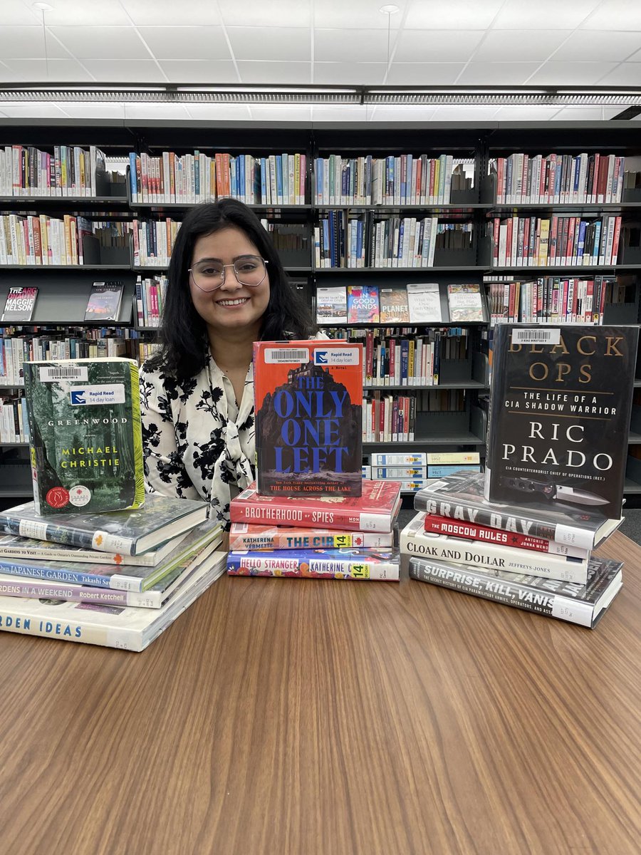 whitbylibrary's tweet photo. That's a wrap on #WPLWrapped! We had so much fun sharing staff picks with you all month😃A shout out to our four reading superheroes. Check out this link for an awesome recap of all their cool profiles with loads of book recommendations!
https://t.co/DgupMPtv7H https://t.co/e9L8RaQDNp