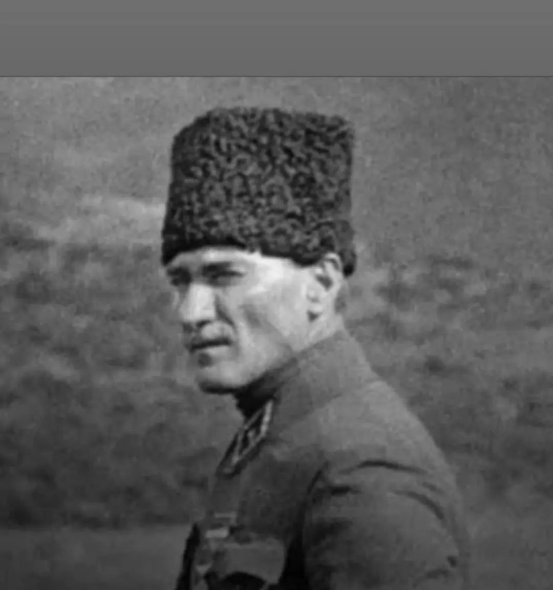 Egitiminneferi's tweet photo. YURTTA SULH, CİHANDA SULH.. 
Kırmızı çizgimizsin büyük insan.. https://t.co/EEcBlbjjAn