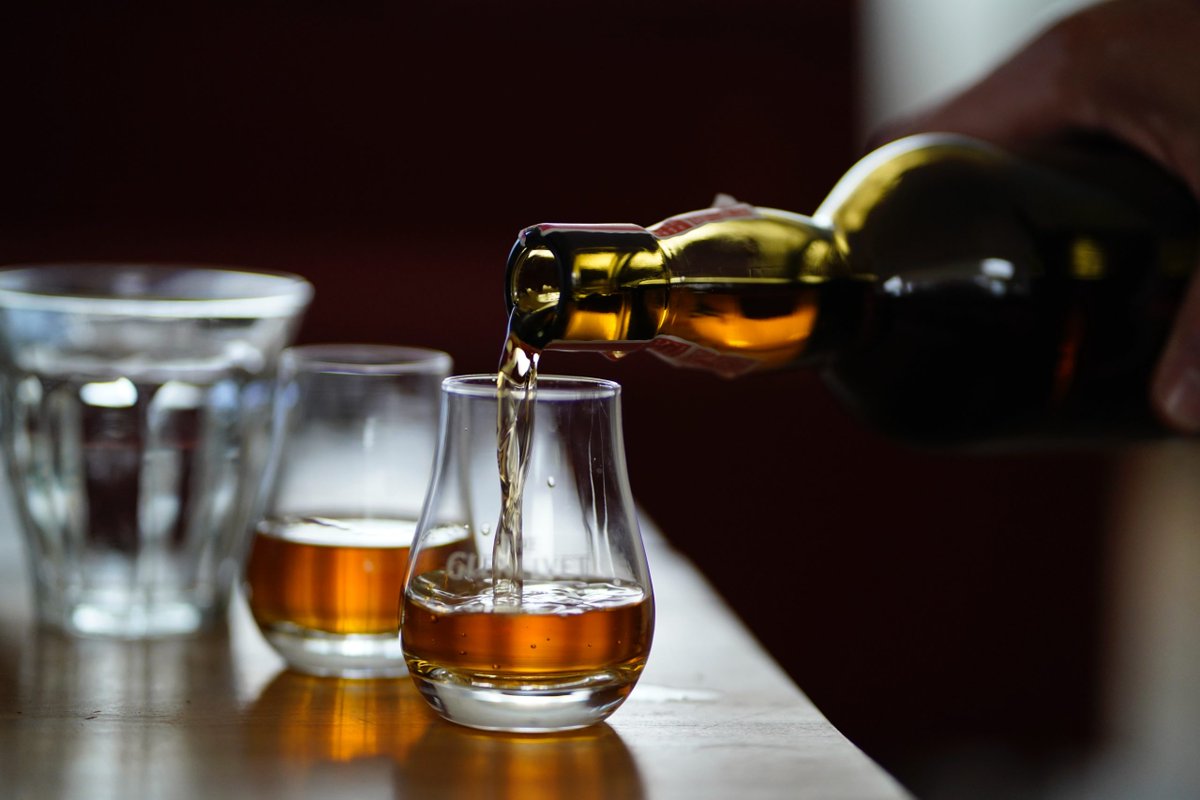 Una vez abierto el #whisky aguanta bastante tiempo si se respeta la temperatura, la humedad y las condiciones de luz

bebermagazine.com/como-guardar-y…

#Whiskey #Haran