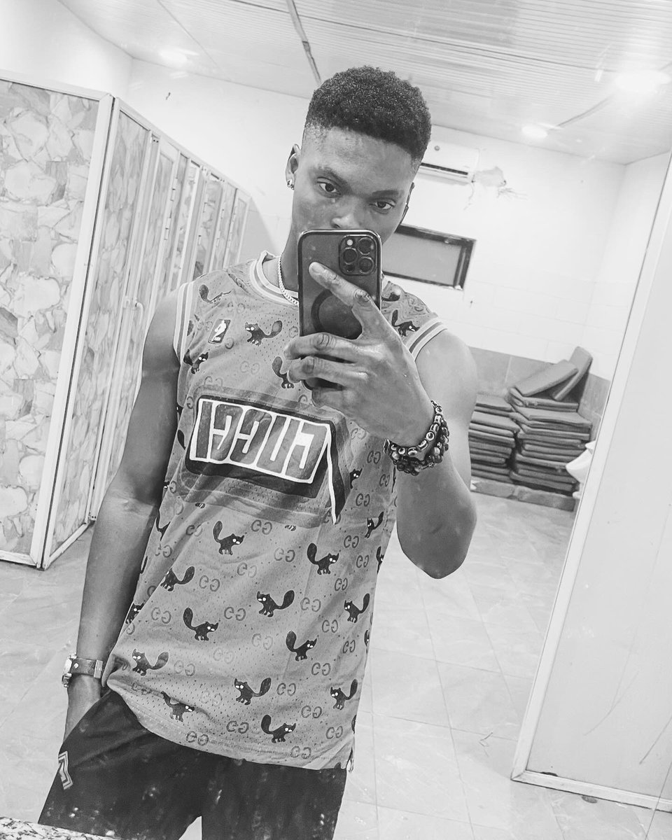 iambueze's tweet photo. What did you hear about imo boys ?🫶#MerryChrismas2023  🎅 🎄 https://t.co/SczXNYeEYi