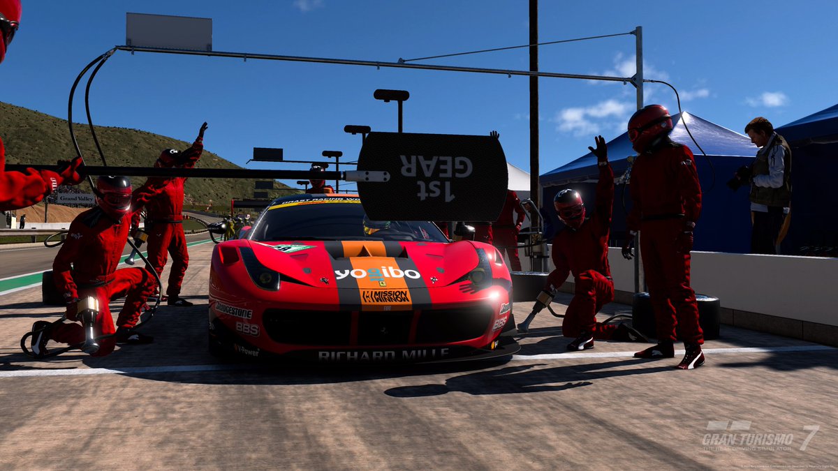 Kur_Ymck's tweet photo. DRWS P.Season2 F.Rd
GT1:P6→P4
派手にガバしてセクター1でRacing or Ping-Pongしたがその後のSmooth Operationで挽回、P4でレースを終えた。
亡き祖父へ今も変わらず元気だと走りで証明できたかな・・・?
#DRWS
#Drast https://t.co/eiZeccFip2