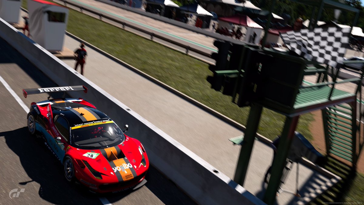 Kur_Ymck's tweet photo. DRWS P.Season2 F.Rd
GT1:P6→P4
派手にガバしてセクター1でRacing or Ping-Pongしたがその後のSmooth Operationで挽回、P4でレースを終えた。
亡き祖父へ今も変わらず元気だと走りで証明できたかな・・・?
#DRWS
#Drast https://t.co/eiZeccFip2