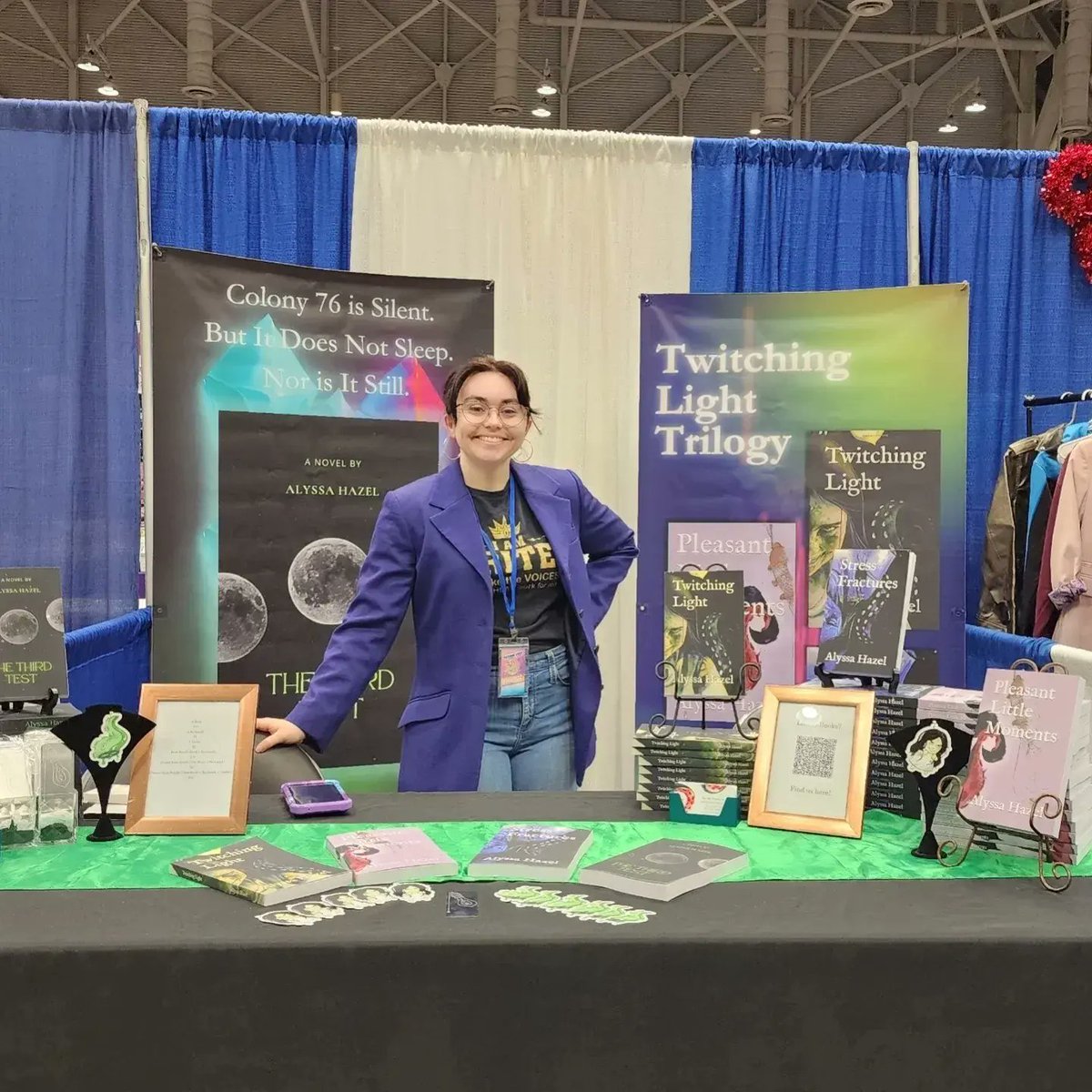 AlysssaHazel's tweet photo. Around two weeks till #MarsCon 2024! What are you looking forward to most! https://t.co/HoV4PmLT2b