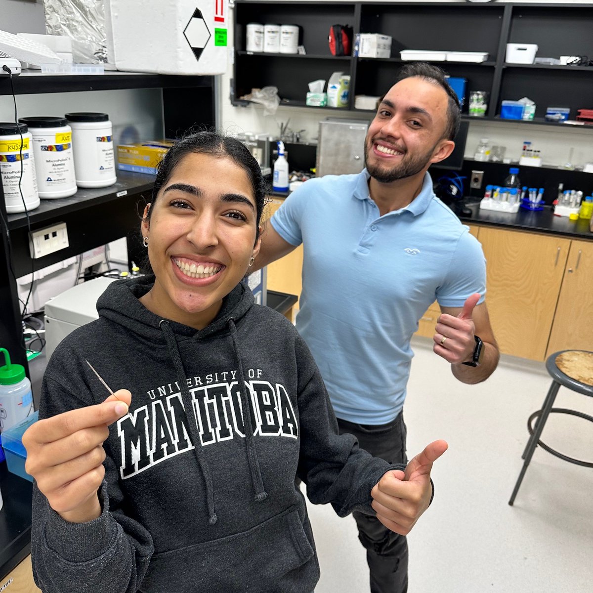LBES_UofM's tweet photo. Woohoo! Shubhneet and Dhesmon's work is now published in #PNAS (@PNASNews)! This work demonstrates how Scanning Electrochemical Microscopy (#SECM) can quantify the disease cytochrome c oxidase deficiency in patients. Article link in thread below. https://t.co/htdyBmmXcD