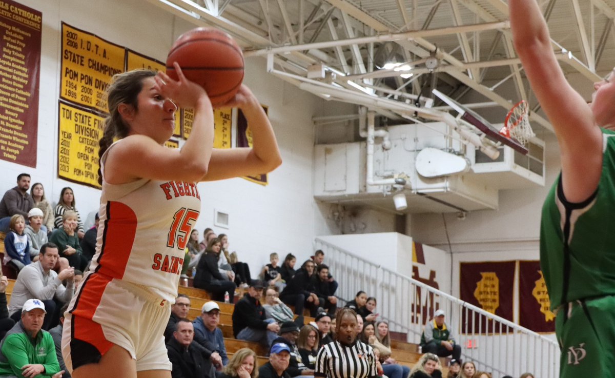 <a href="/stcegirlshoops/">St. Charles East Girls Basketball</a> v York

<a href="/sydneyaxelsen/">Sydney Axelsen</a> <a href="/lexi_diorio/">Lexi DiOrio</a> <a href="/AddieSchilb/">Addie Schilb</a> <a href="/carmensaguilera/">Carmen Aguilera</a> 

Photo Credit <a href="/CeceCall2025/">Cece Call</a> 

#BeTheChange
#BeLikeMike