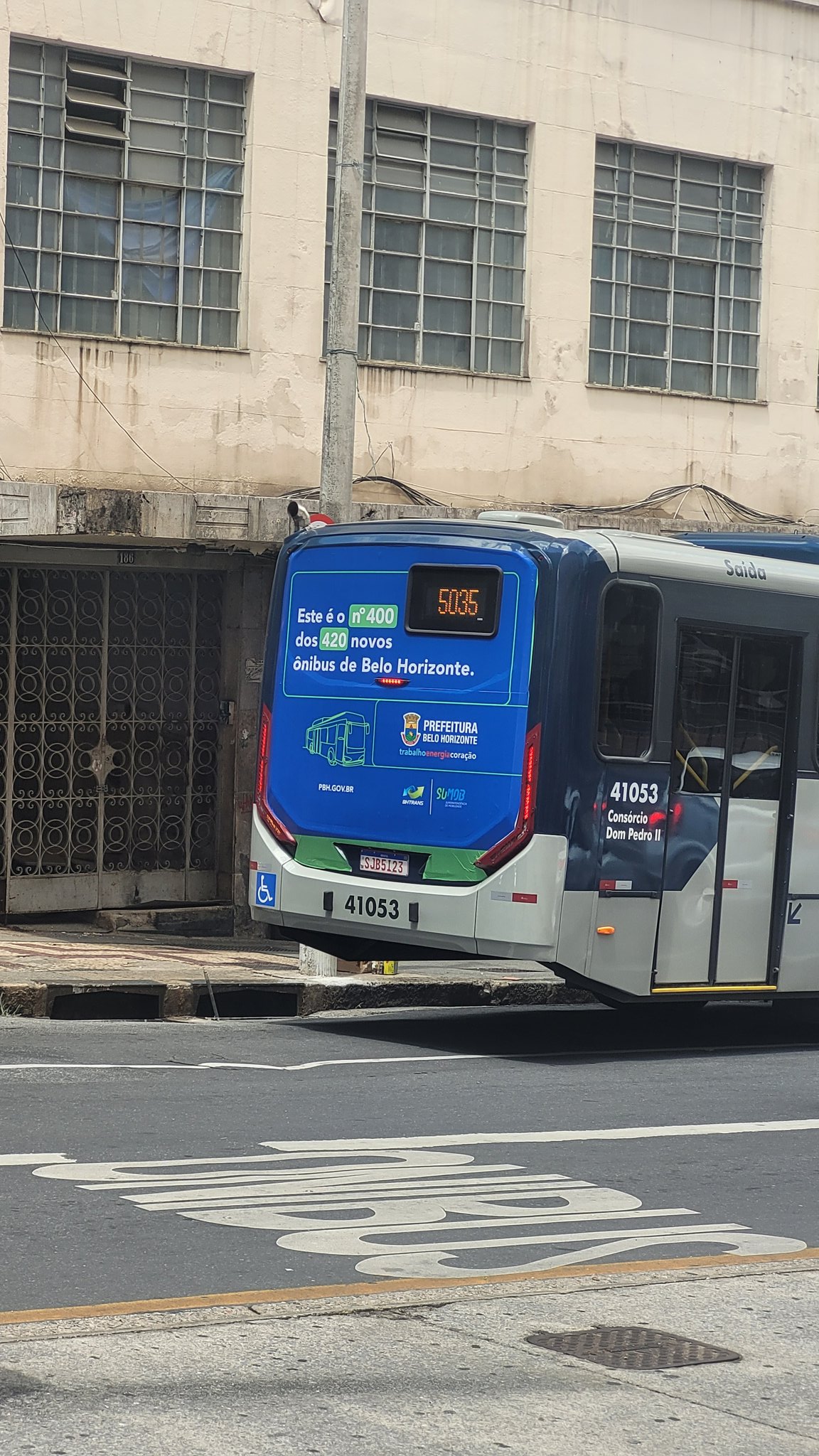 Ônibus de número 400