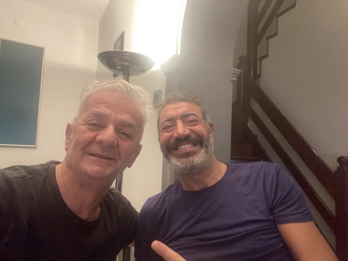 zaferalgoz's tweet photo. Yeniköy tribününde izlediğimiz en güzel derbiydi…Teşekkürler @GalatasaraySK  @Fenerbahce …Gurur duyduk sizlerle 🙏🇹🇷 https://t.co/YlRApVlrXu