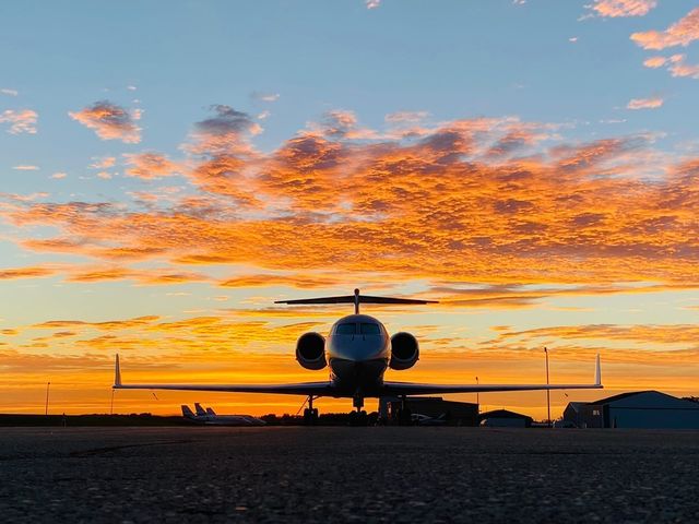 As the sun sets on 2023, we look forward to new horizons. If it's time for a change of scenery… 🗺️✨ Where will your journey take you in the new year? Explore all possible trip options here: flymyairport.com/airport/RST #FlyRST