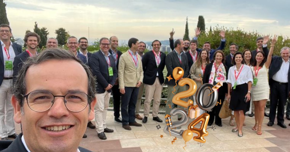 A todos os participantes e alumni do GAIN - Direção de Empresas da Cadeia Agroalimentar votos de um excelente 2024. Contamos com o vosso entusiasmo e colaboração para, em conjunto, entregarmos às novas gerações este futuro que todos sonhamos.

Boas Festas! 
#aesebschool #GAIN