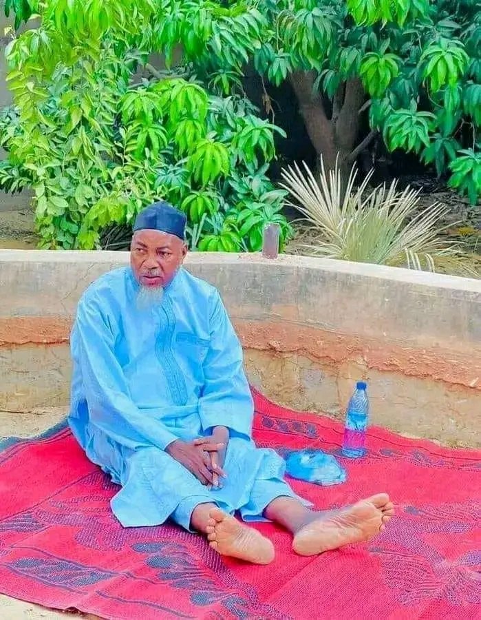 tudunwada__mi's tweet photo. Allah yakai haske kabarin Malam! https://t.co/8pXY9HVSZ5