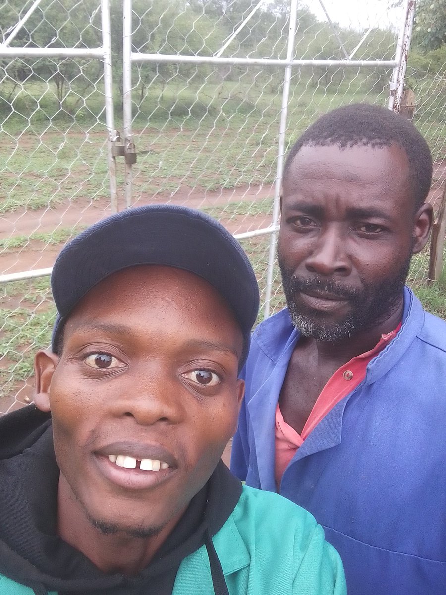 Zunde14's tweet photo. Meet Mr Mukachana the guy behind our success in our farming project at Tshukela village https://t.co/QzEdsn7meN