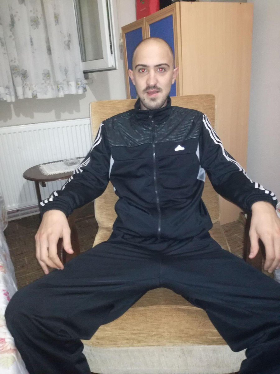 oguzhanalpdoan's tweet photo. Sapancada nöbetteyiz pilavı elle yiyip kendine güvenenler buyursun gelsin https://t.co/DMIsRywxTg