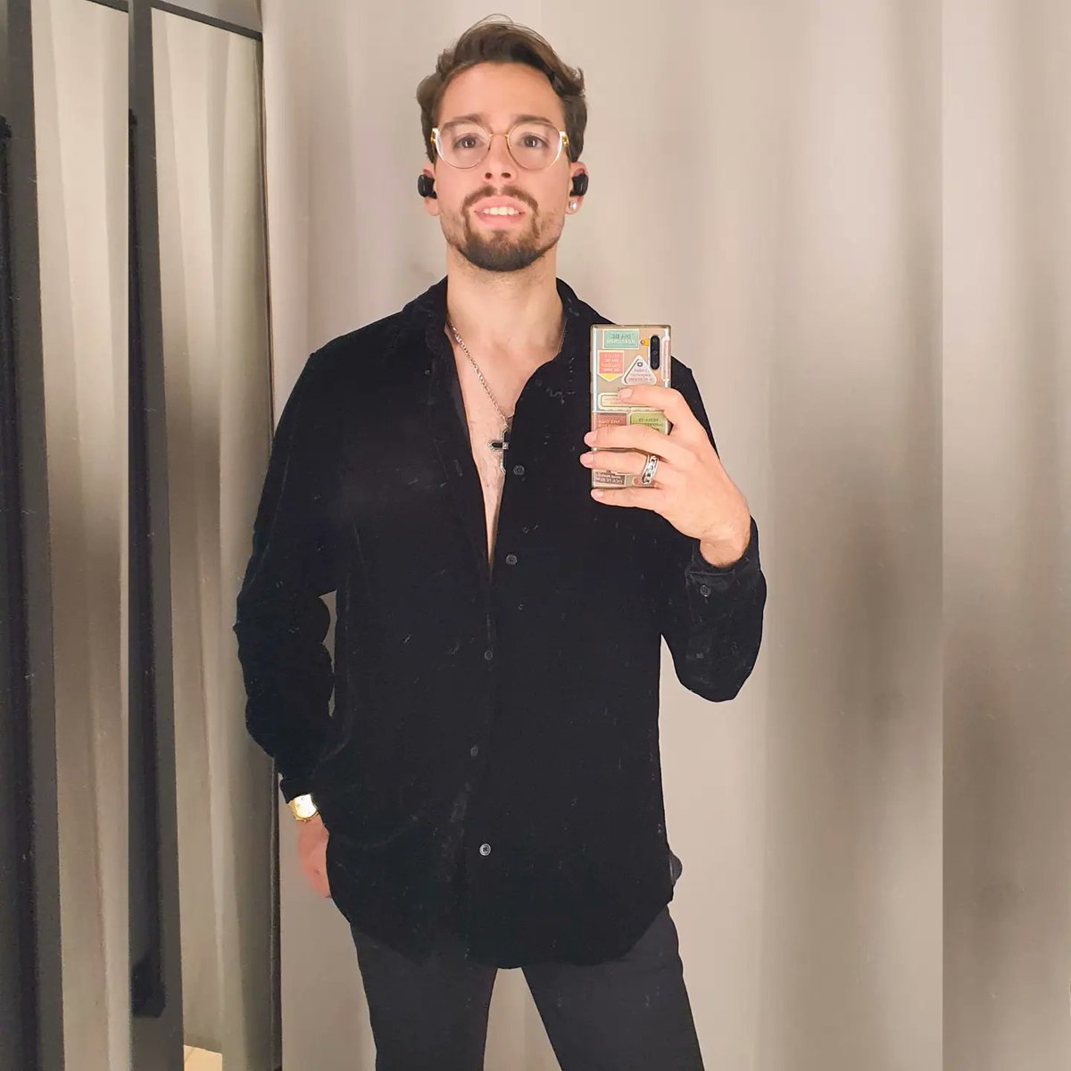 xmarcomaia's tweet photo. What country are you watching from?
.
De que país você está assistindo?
.
¿Desde qué país estás mirando?
.
P.s. Black is my fav color for looks
#instagood #fashion #me #followforfollowback #selfie #followｍe #blessed #love #smile #style #nofilter #men #menstyle #mensfashion #look https://t.co/K6uQ1i3iWL