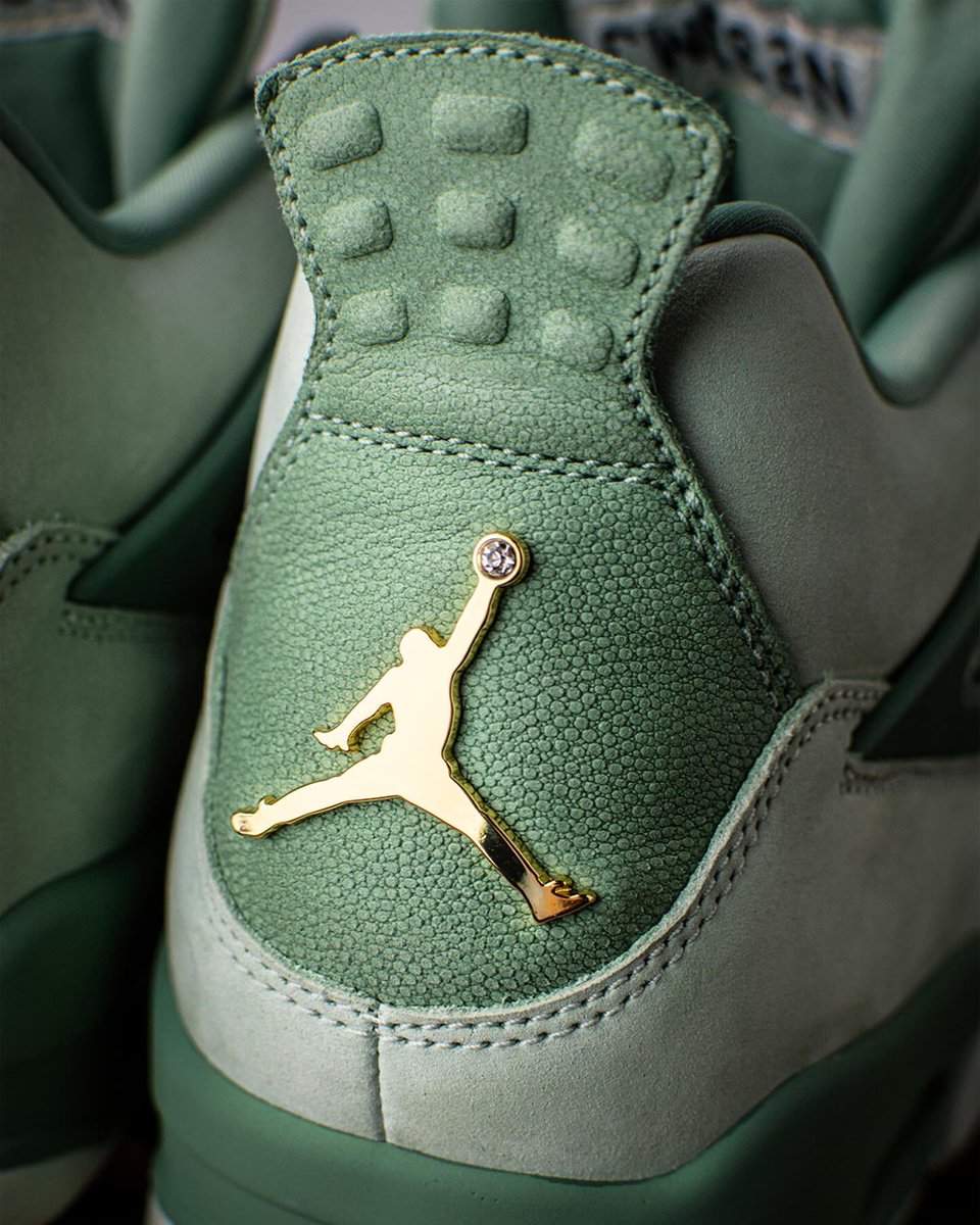 Air Jordan 4 “First Class” PEs 👀🍵