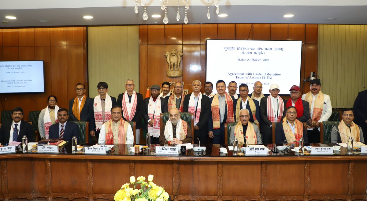 TheIndianRaiser's tweet photo. A new dawn of peace in Assam!

ULFA, the oldest insurgent group of Assam, agreed to abandon violence and integrate into mainstream society. https://t.co/o1tzSOprKx